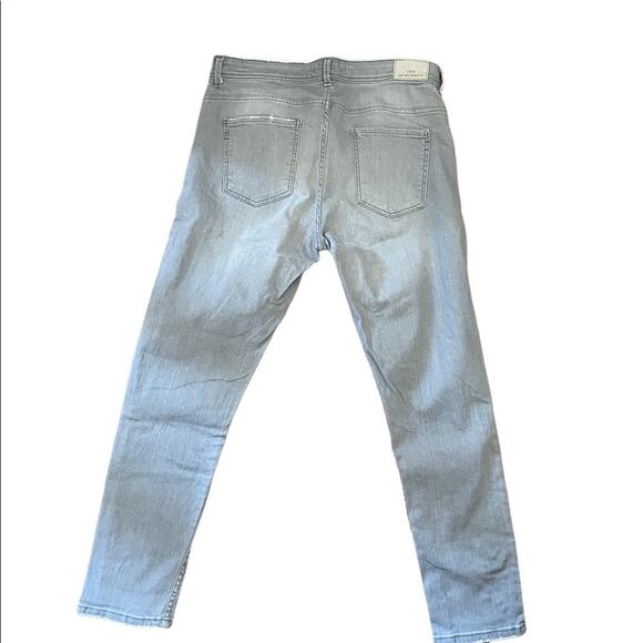 ZARA Jeans Womens Size 12 Gray Mid Rise Ankle Embroidered Flowers Stretchy - Picture 2 of 12